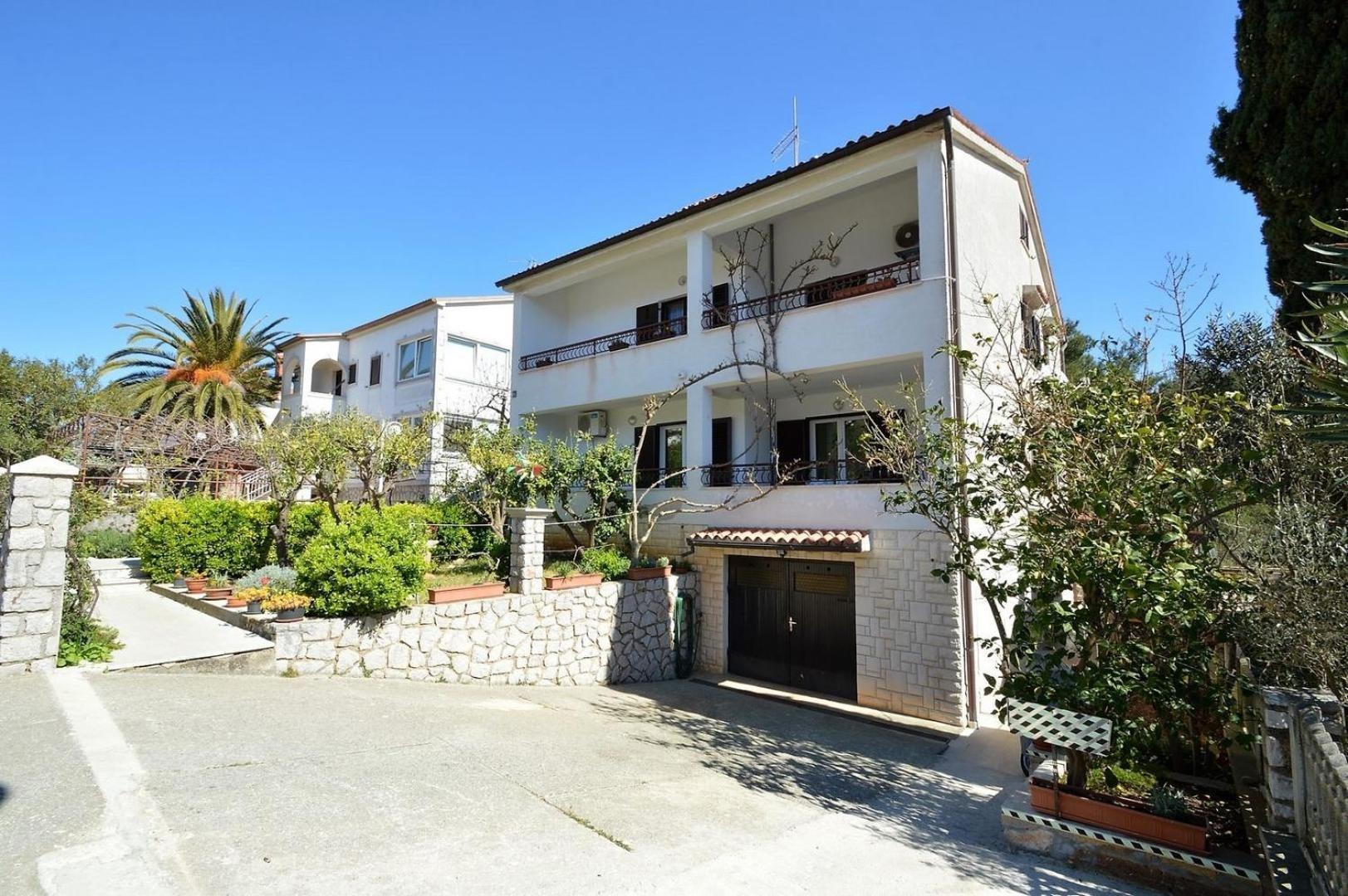 House Rahela Hotel มาลีโลชินจ์ ภายนอก รูปภาพ